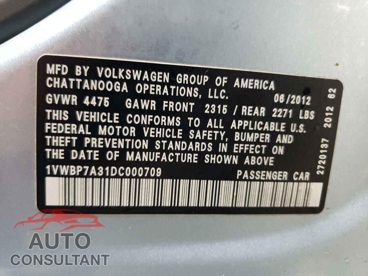VOLKSWAGEN PASSAT 2013 - 1VWBP7A31DC000709