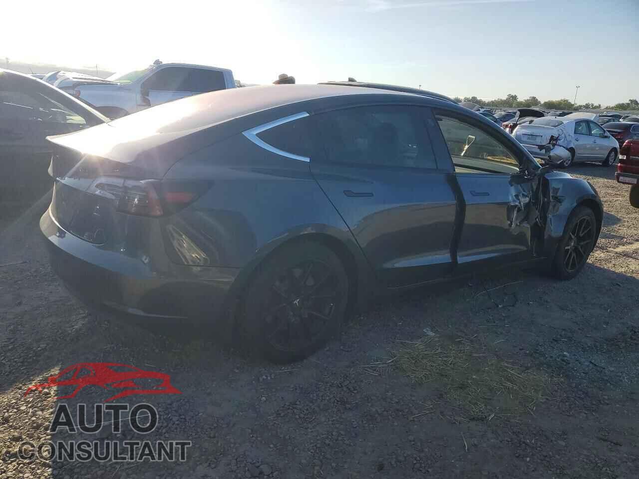 TESLA MODEL 3 2017 - 5YJ3E1EA9HF002218