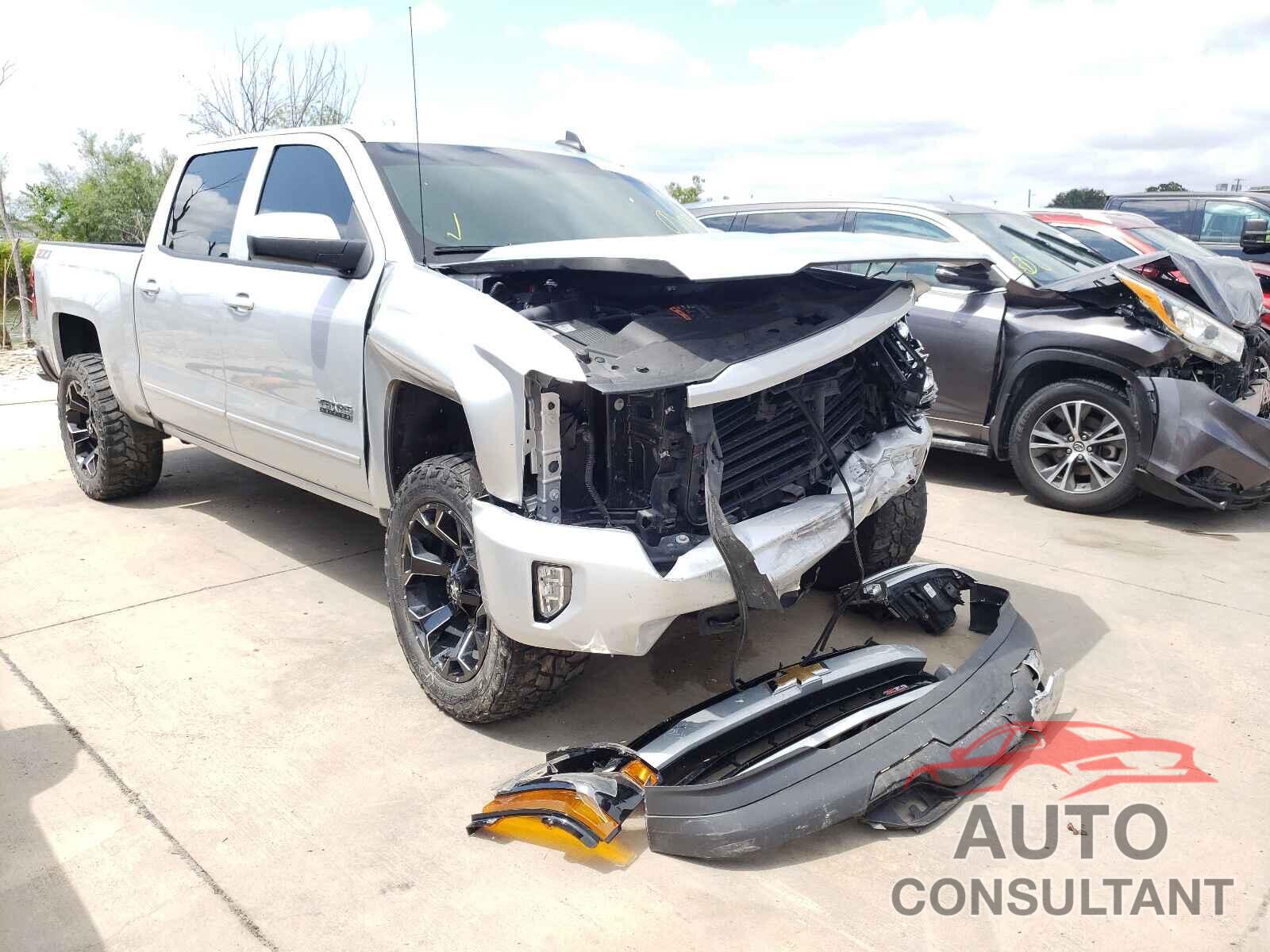 CHEVROLET SILVERADO 2018 - 3GCUKREC6JG341046