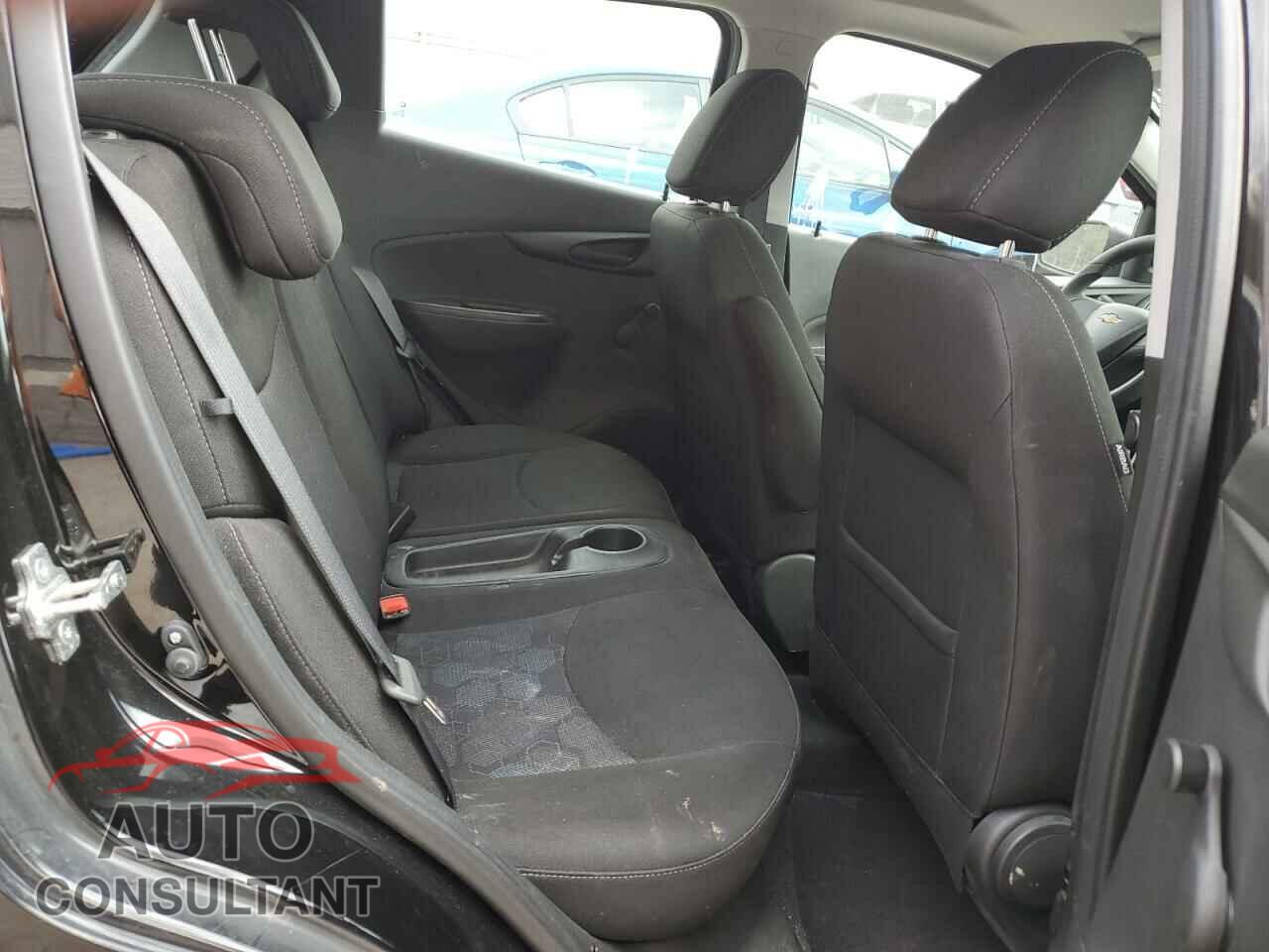 CHEVROLET SPARK 2017 - KL8CB6SA5HC779401