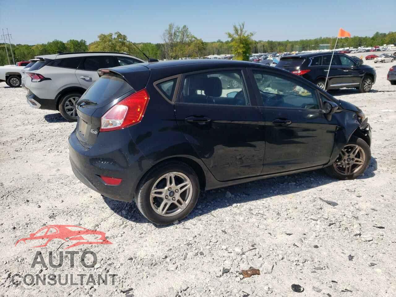 FORD FIESTA 2017 - 3FADP4EJ5HM101913