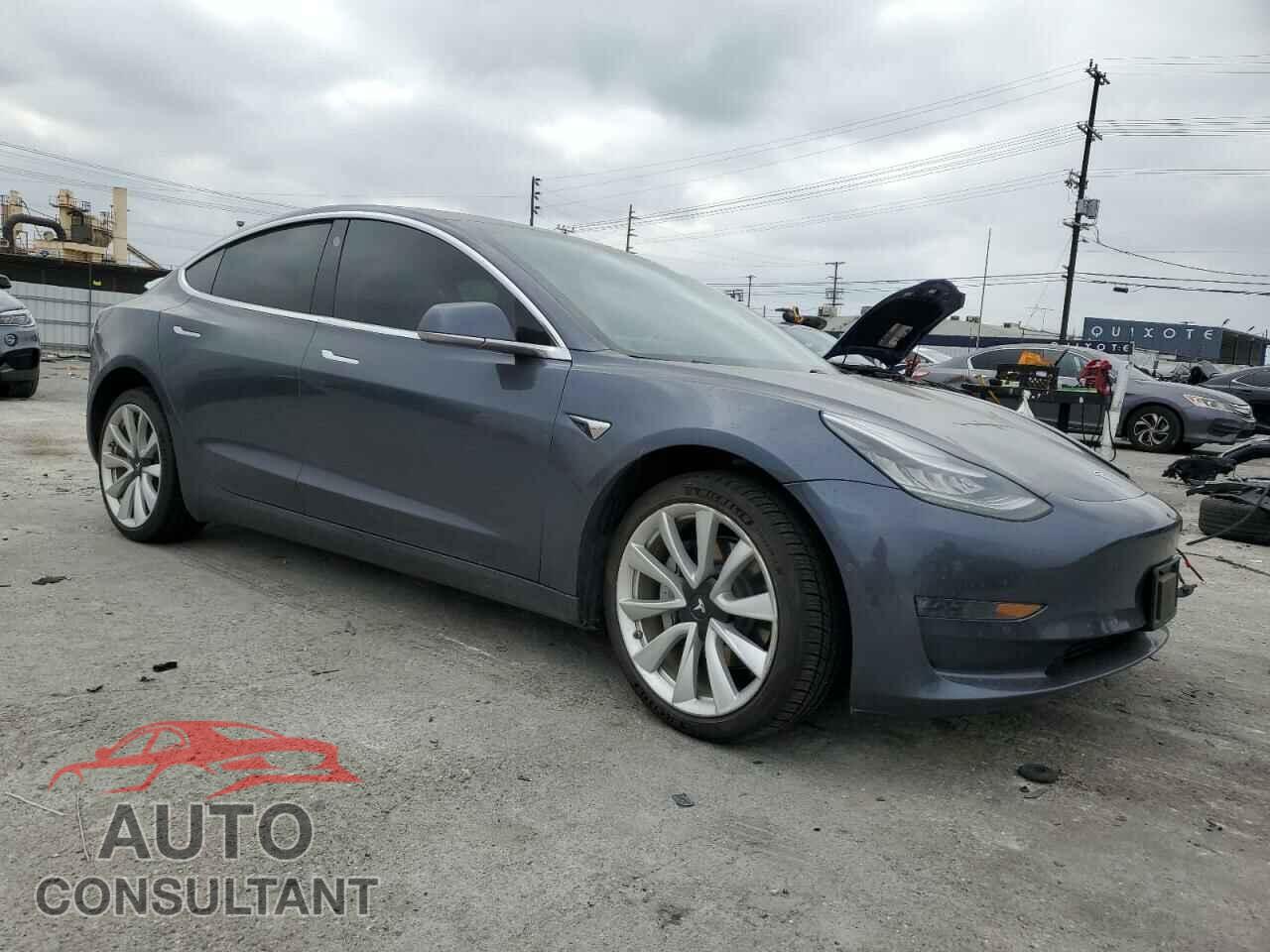 TESLA MODEL 3 2018 - 5YJ3E1EA5JF059361