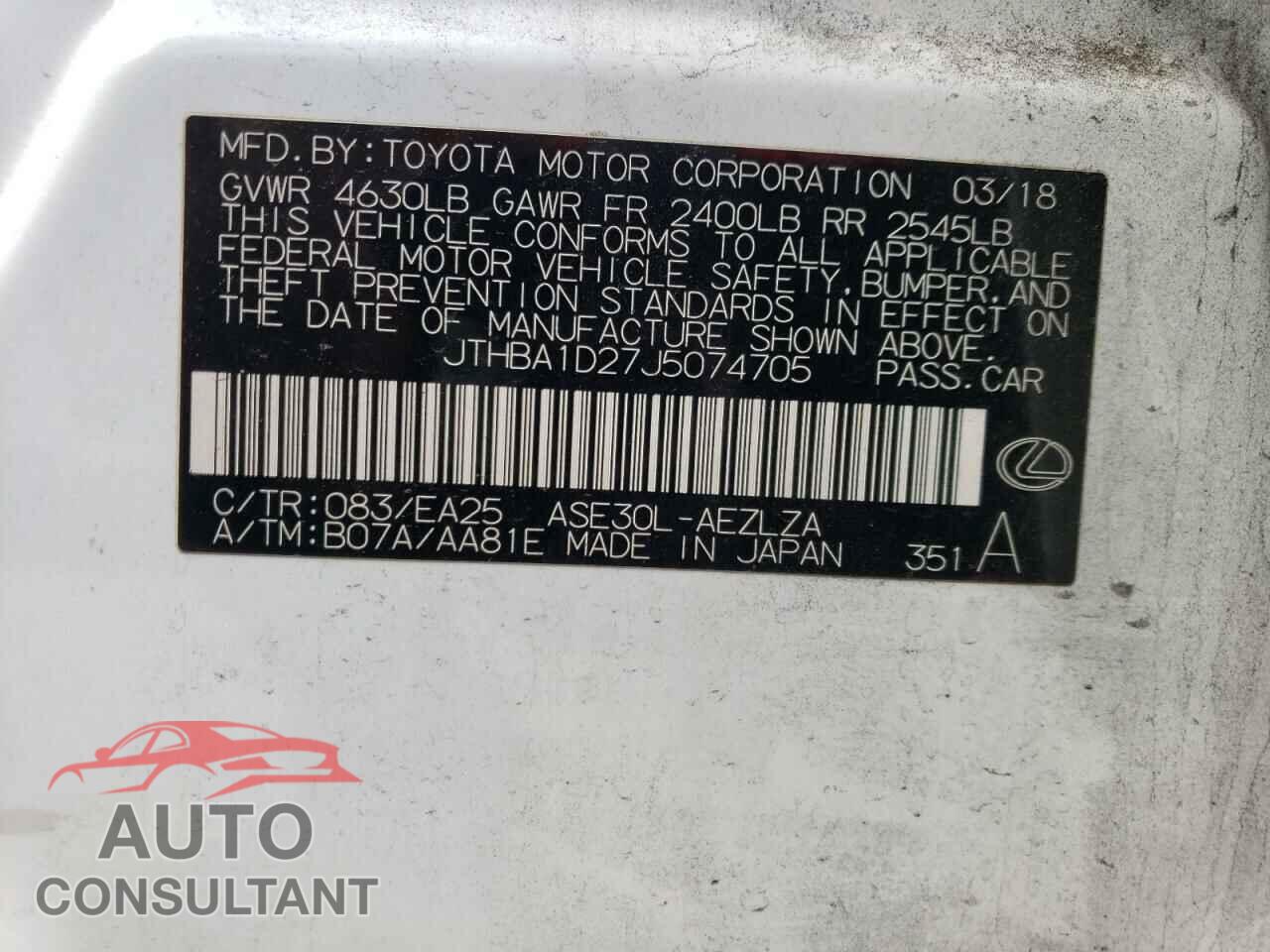 LEXUS IS 2018 - JTHBA1D27J5074705