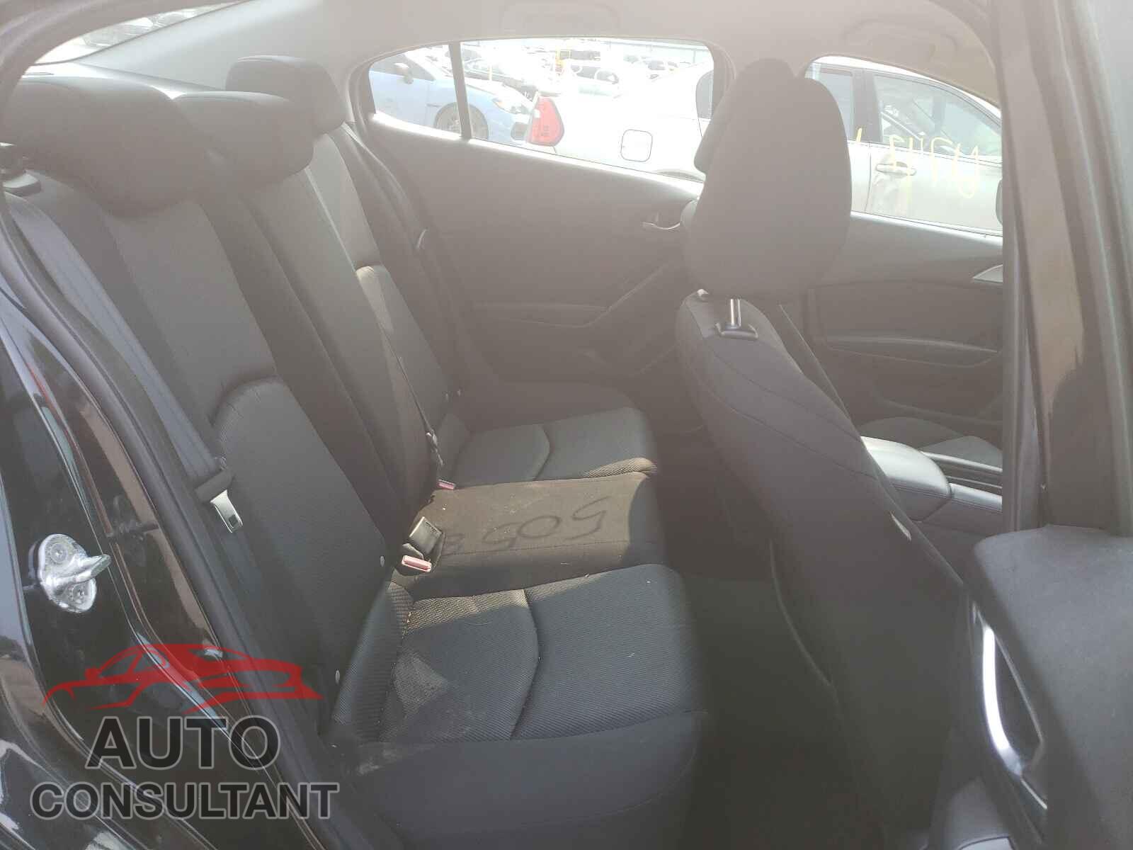 MAZDA 3 2017 - 3MZBN1U79HM107318