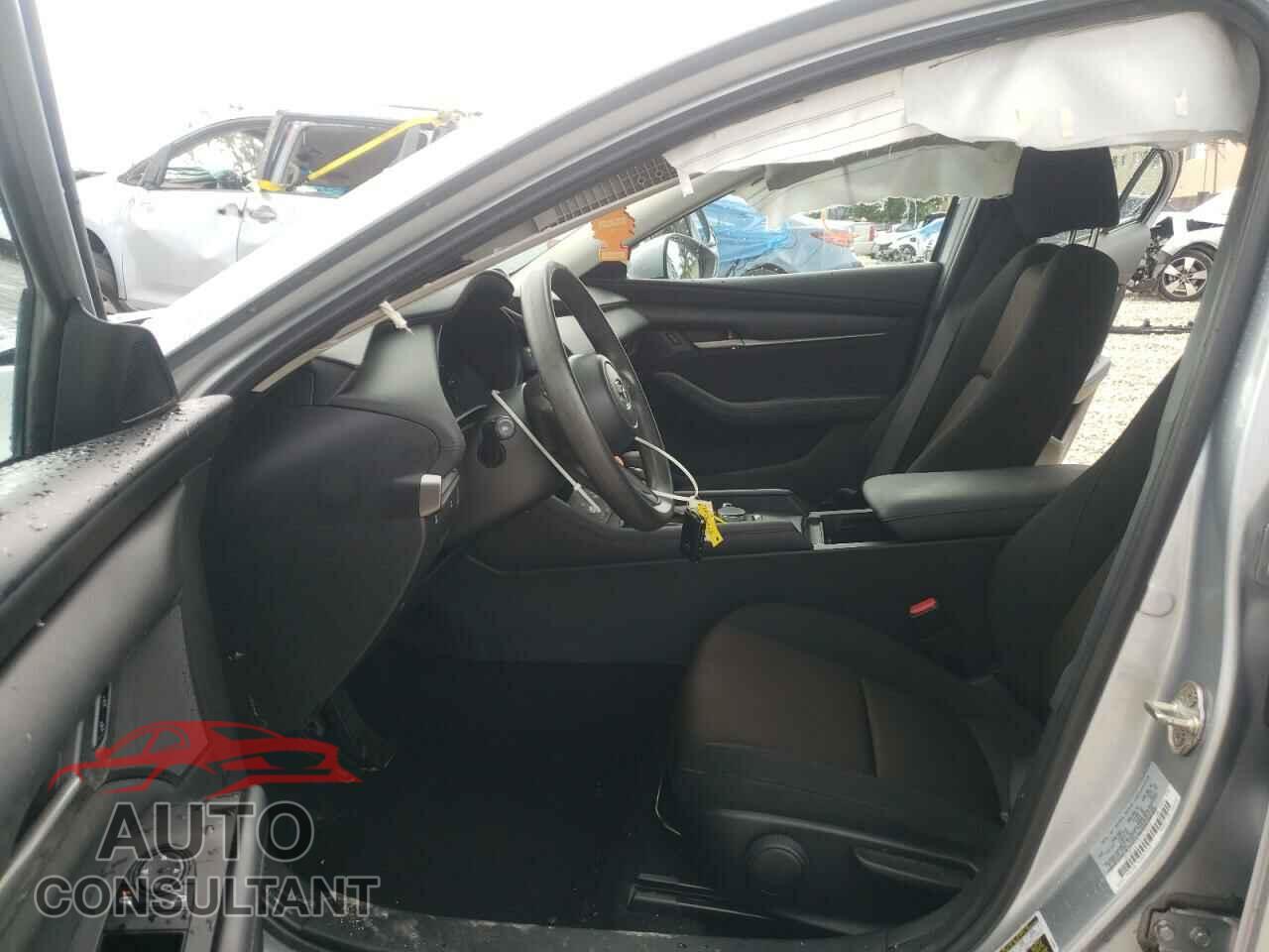 MAZDA 3 2021 - JM1BPAA74M1313042