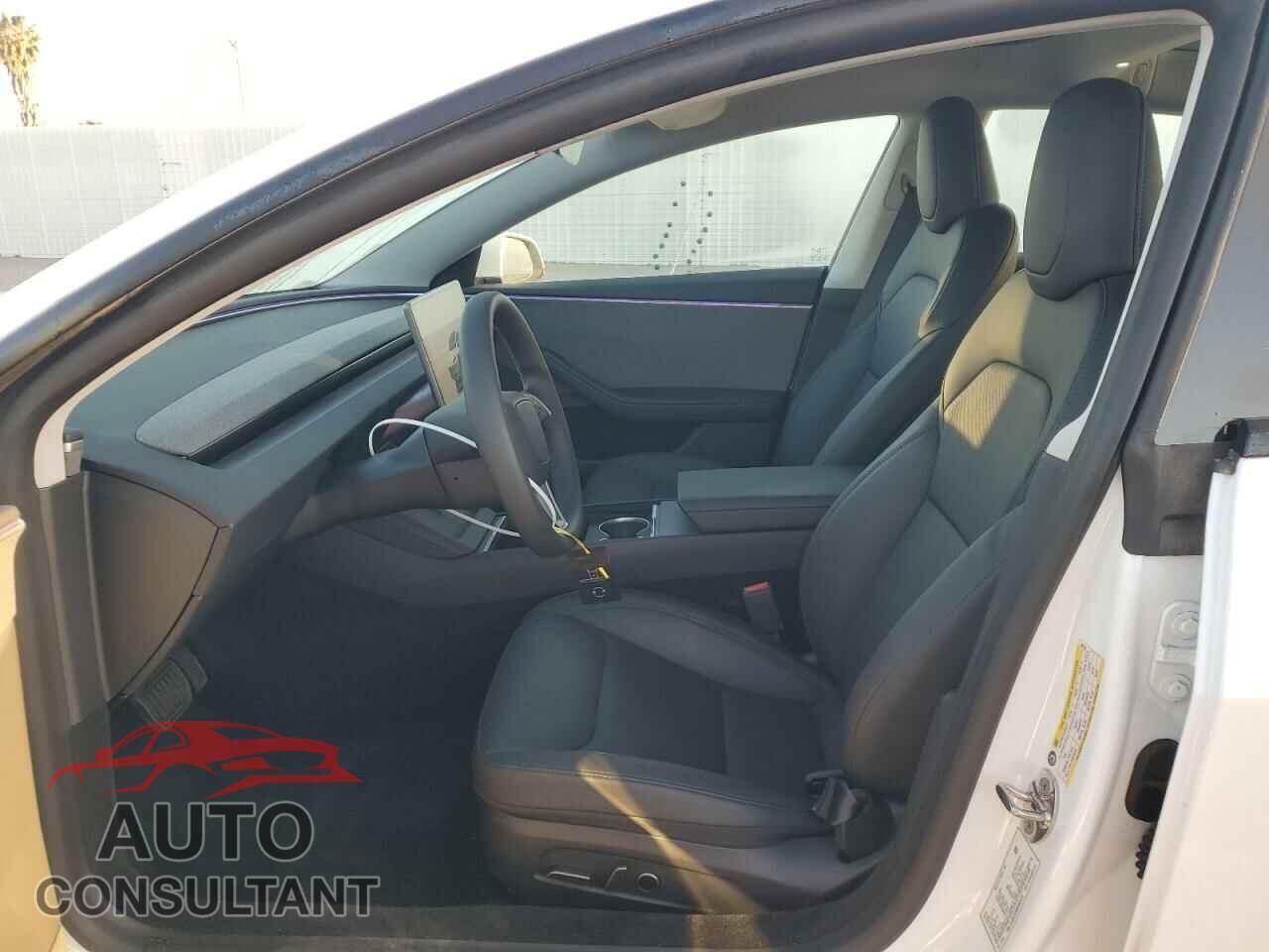 TESLA MODEL 3 2024 - 5YJ3E1EA8RF862516