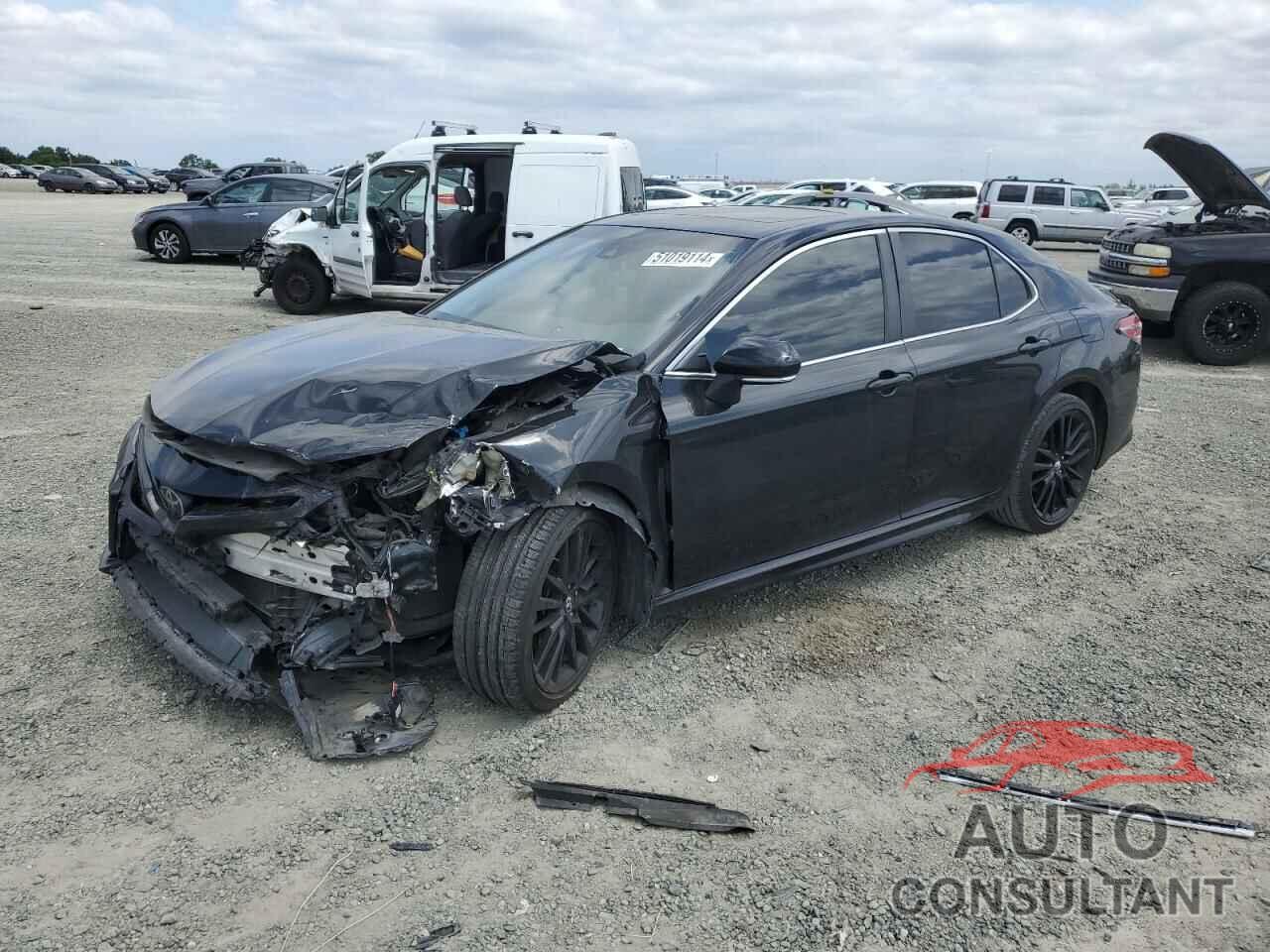 TOYOTA CAMRY 2018 - JTNB11HK6J3000596