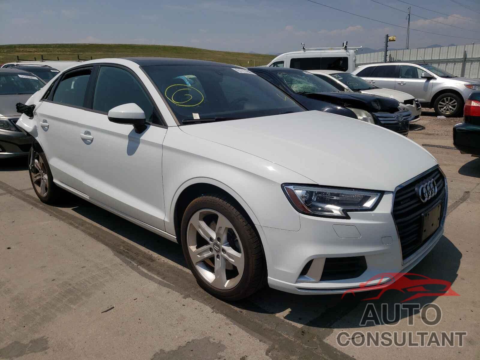 AUDI A3 2018 - WAUB8GFF0J1000885