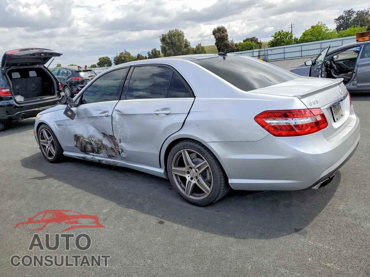 MERCEDES-BENZ E-CLASS 2010 - WDDHF7HB2AA095498