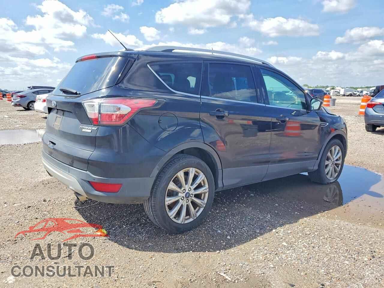FORD ESCAPE 2017 - 1FMCU0J91HUB46115