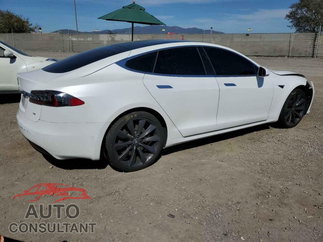 TESLA MODEL S 2017 - 5YJSA1E10HF227182