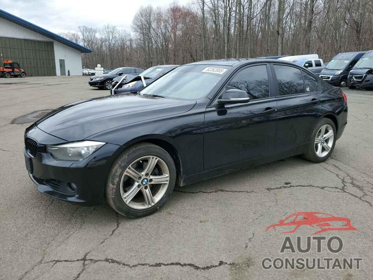 BMW 3 SERIES 2013 - WBA3B3C51DJ976382