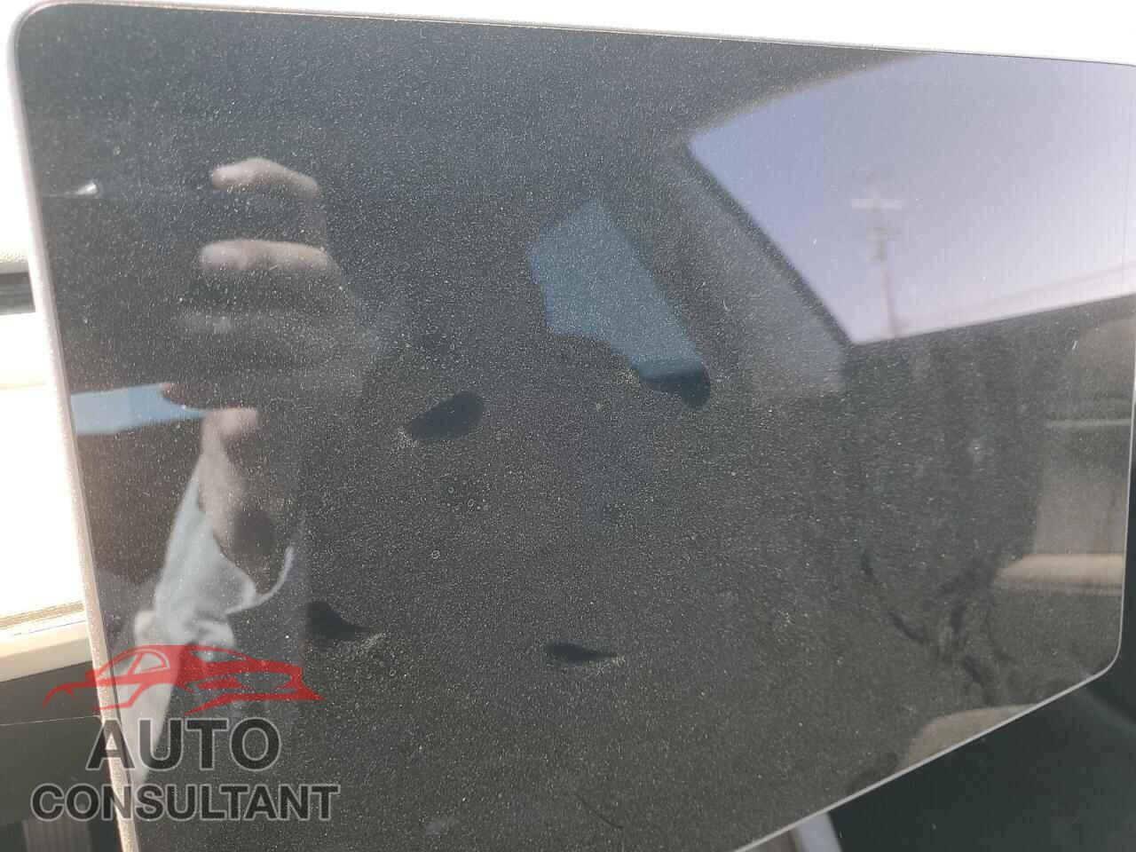 TESLA MODEL 3 2021 - 5YJ3E1EB5MF868954