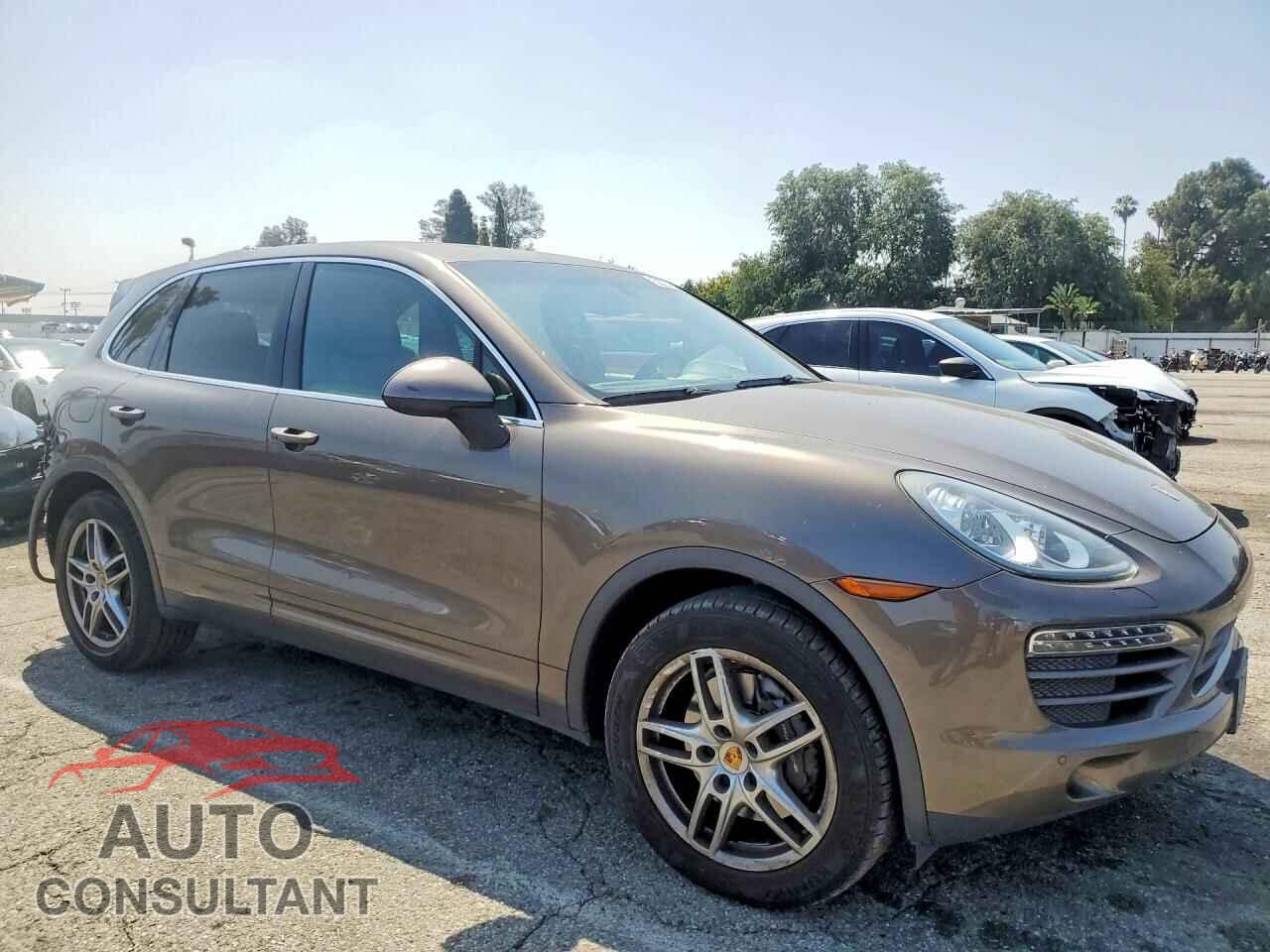 PORSCHE CAYENNE 2013 - WP1AA2A24DLA05718