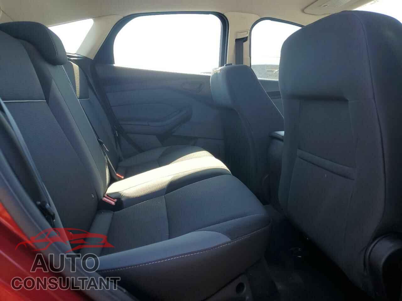 FORD FOCUS 2012 - 1FAHP3K25CL307400