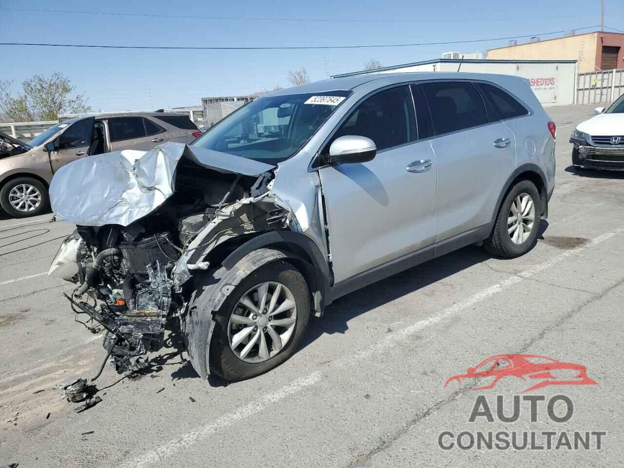 KIA SORENTO 2018 - 5XYPG4A3XJG382950