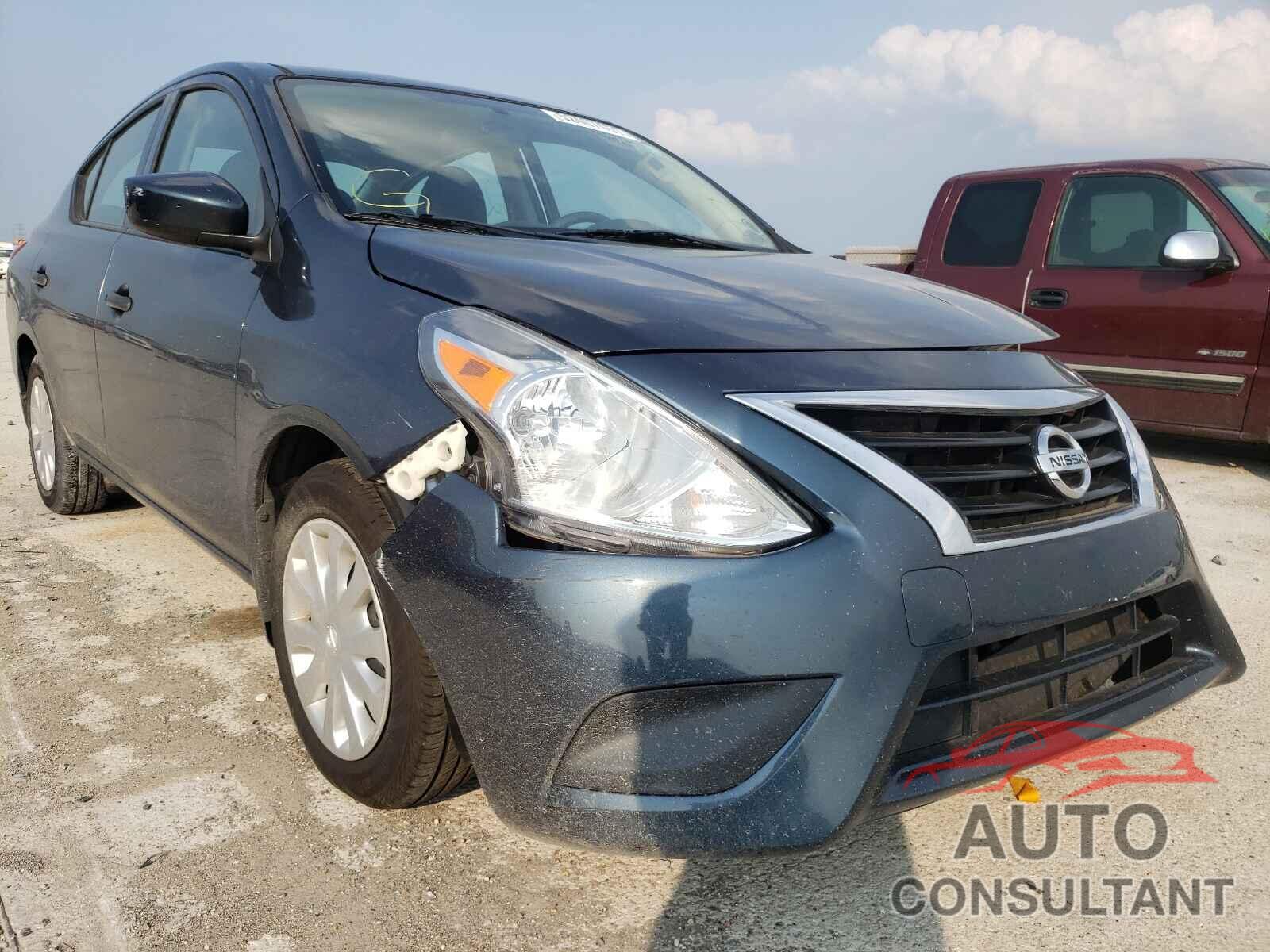 NISSAN VERSA 2017 - 3N1CN7AP7HL897483