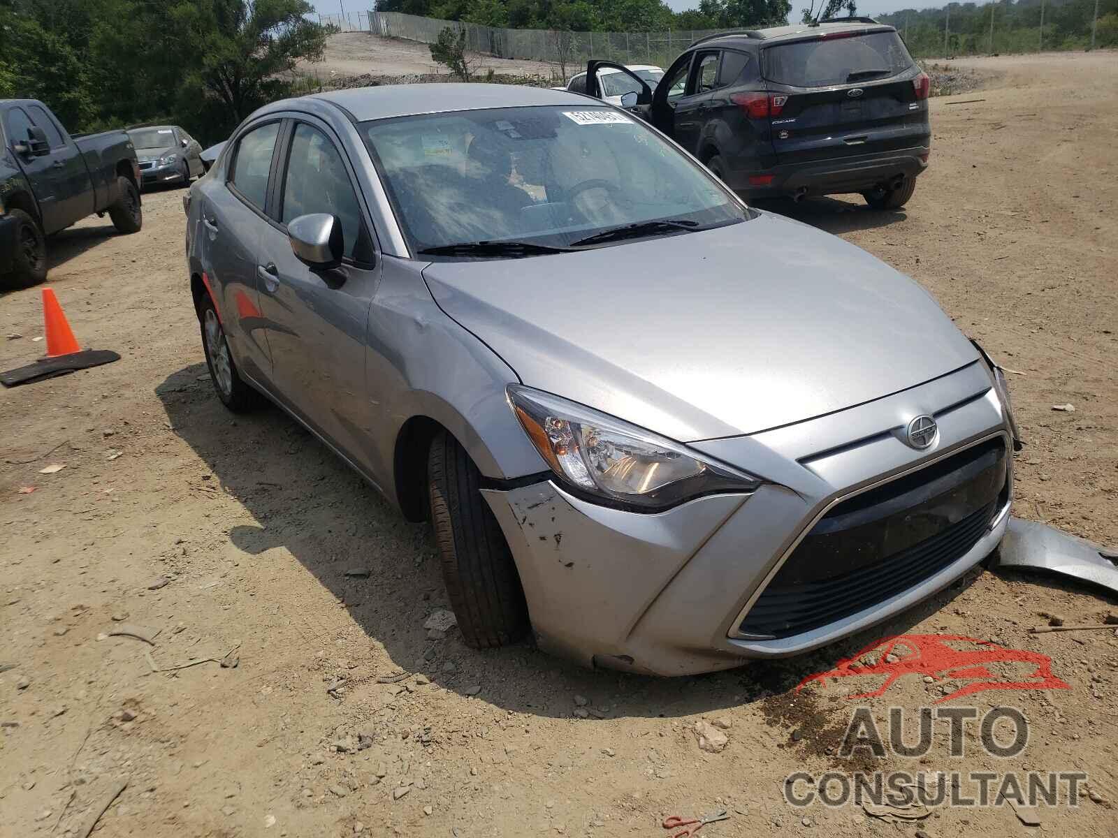 TOYOTA SCION 2016 - 3MYDLBZV6GY138100