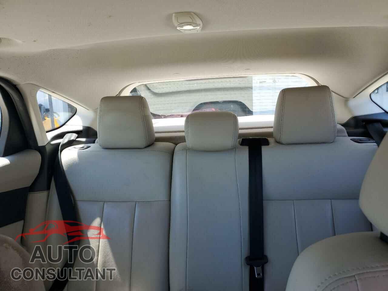 FORD FOCUS 2012 - 1FAHP3K20CL413687