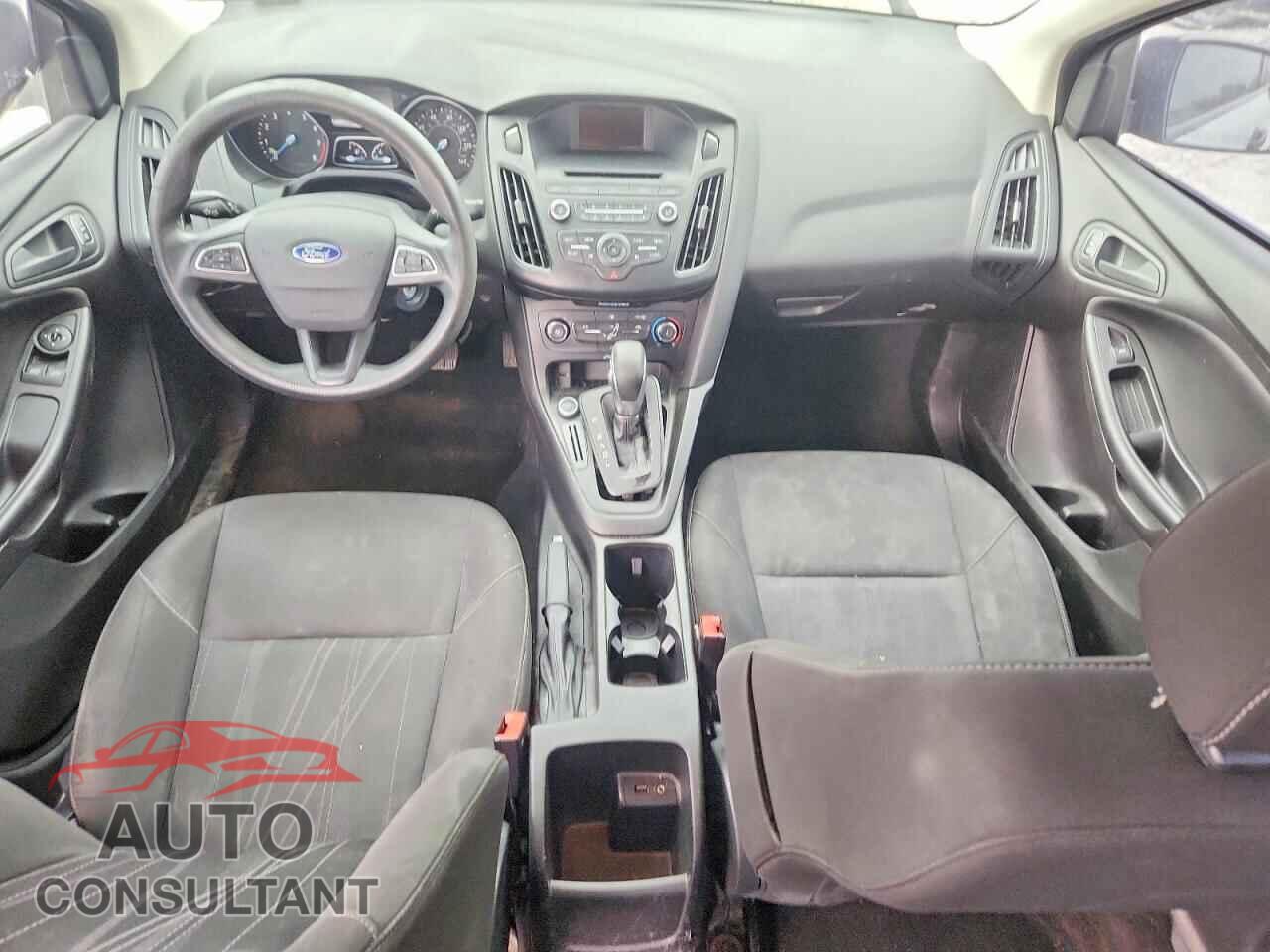 FORD FOCUS 2017 - 1FADP3E24HL322326