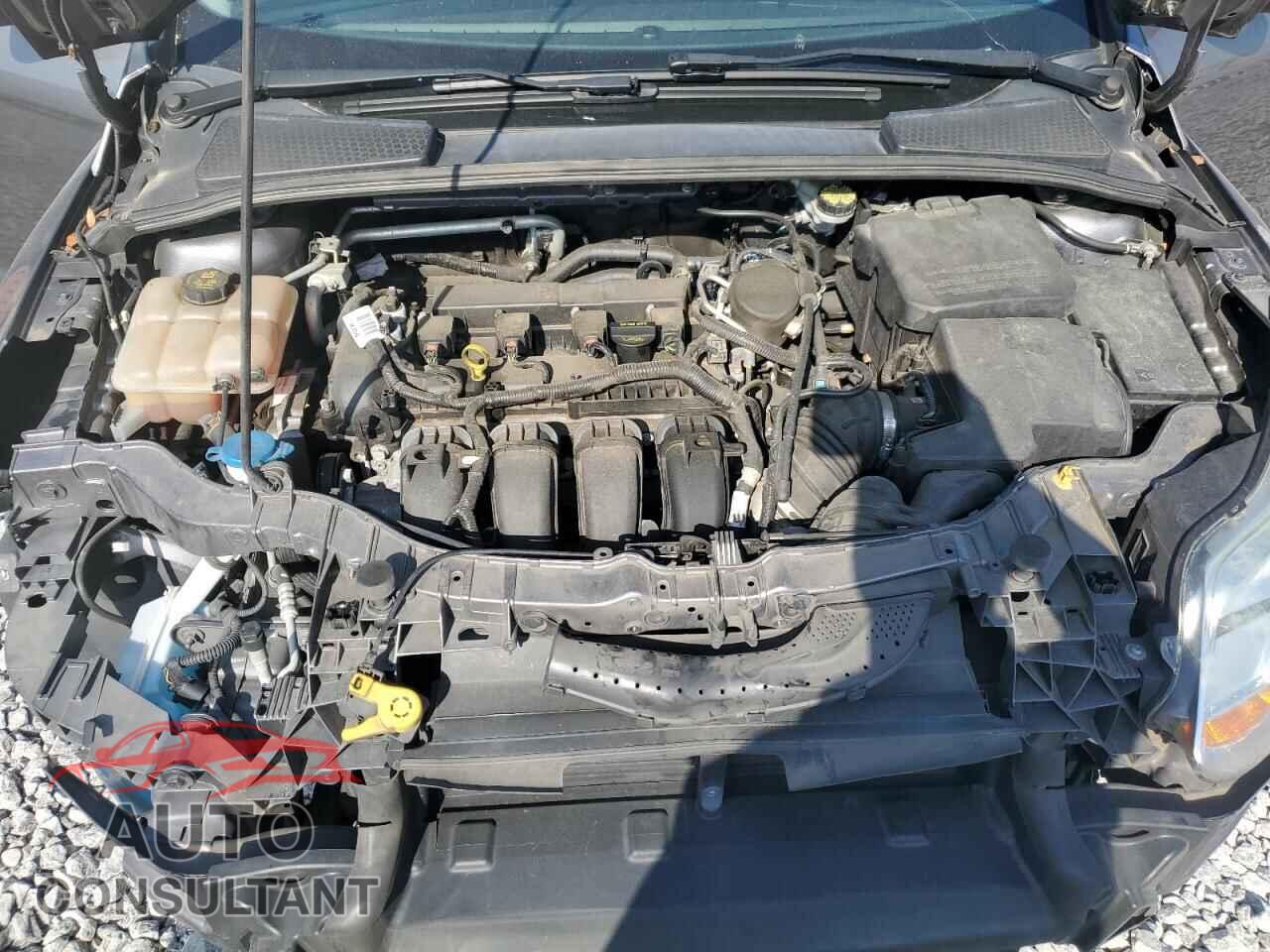 FORD FOCUS 2014 - 1FADP3K2XEL329474