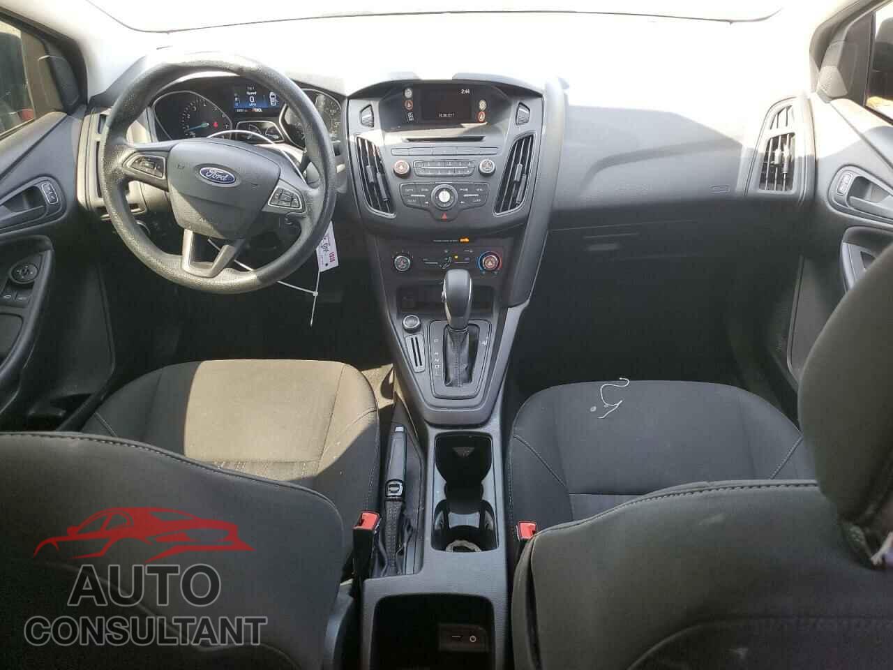 FORD FOCUS 2016 - 1FADP3E2XGL374560