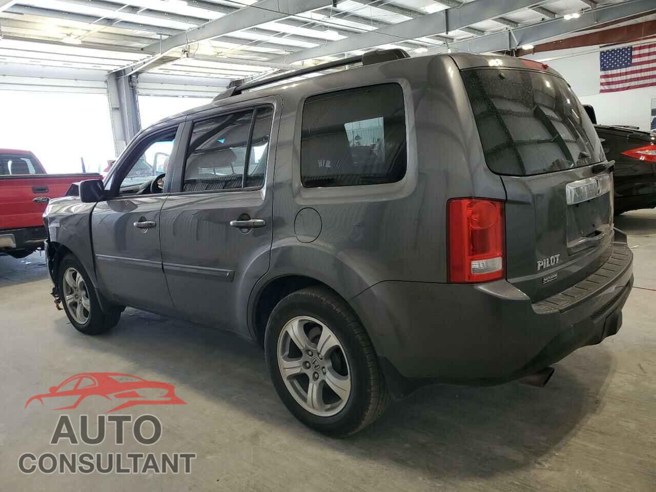 HONDA PILOT 2015 - 5FNYF4H50FB044387