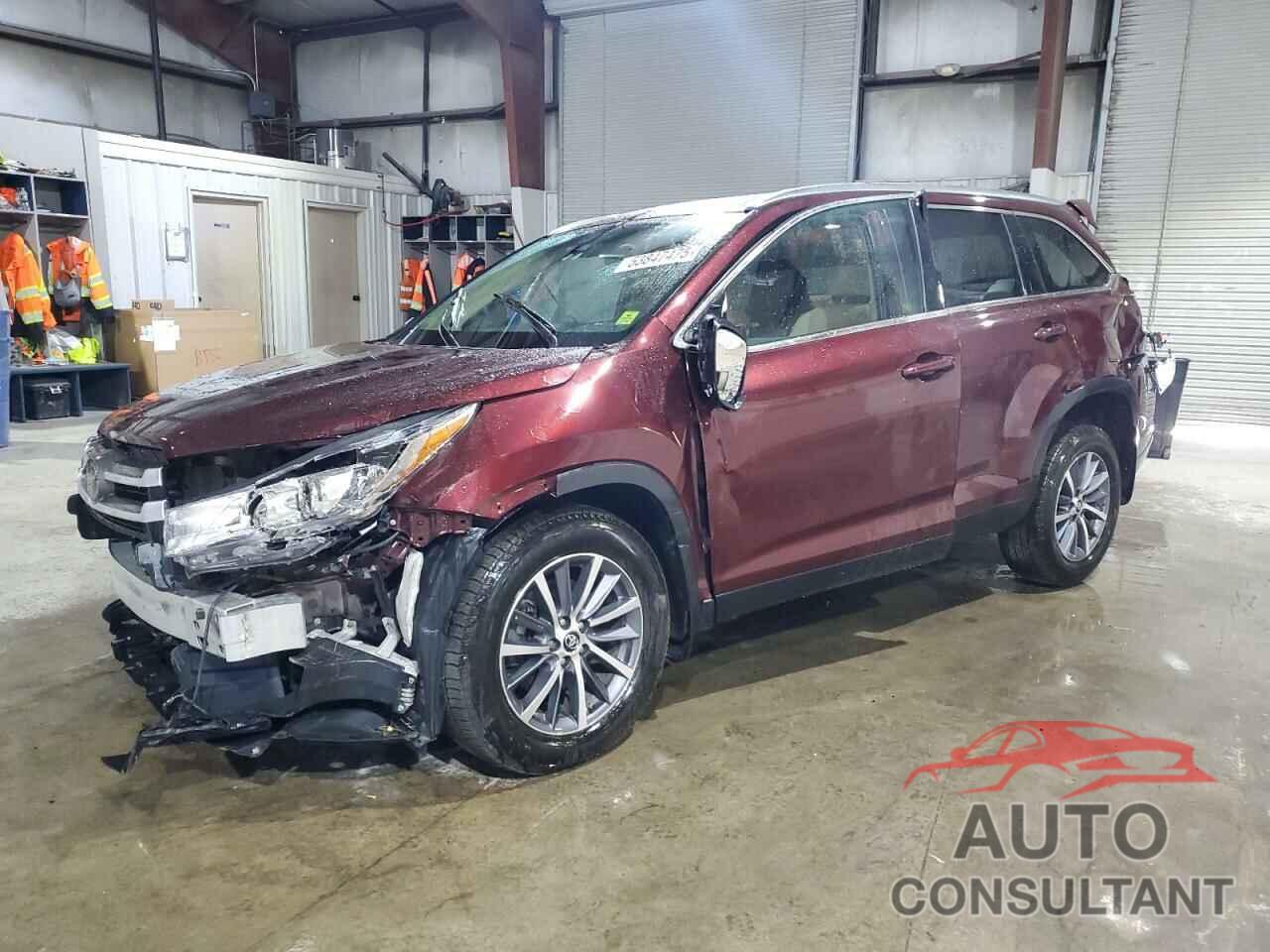 TOYOTA HIGHLANDER 2019 - 5TDJZRFH8KS918297