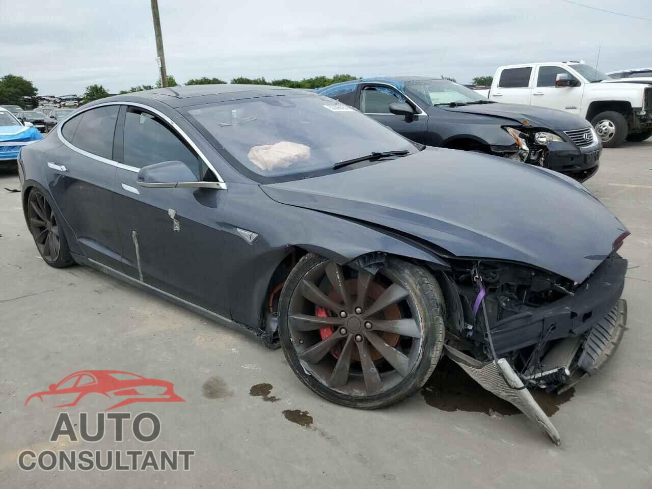 TESLA MODEL S 2016 - 5YJSA1E40GF133392