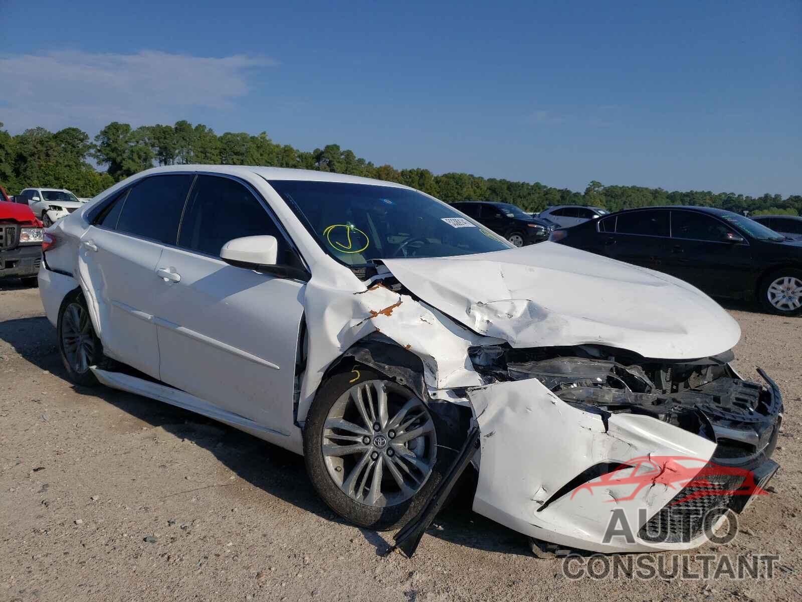 TOYOTA CAMRY 2016 - 4T1BF1FK1GU264297