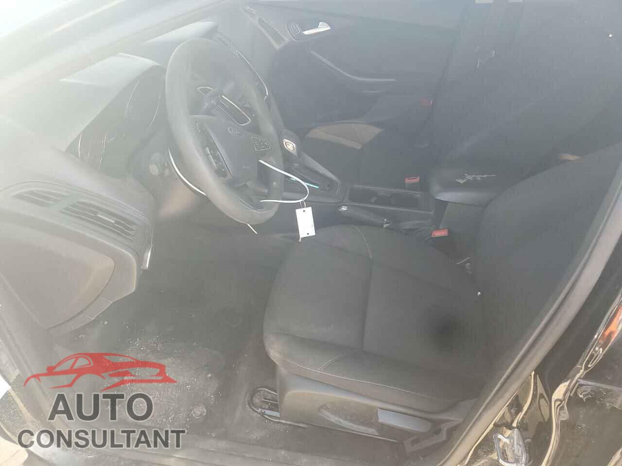 FORD FOCUS 2017 - 1FADP3H22HL251008