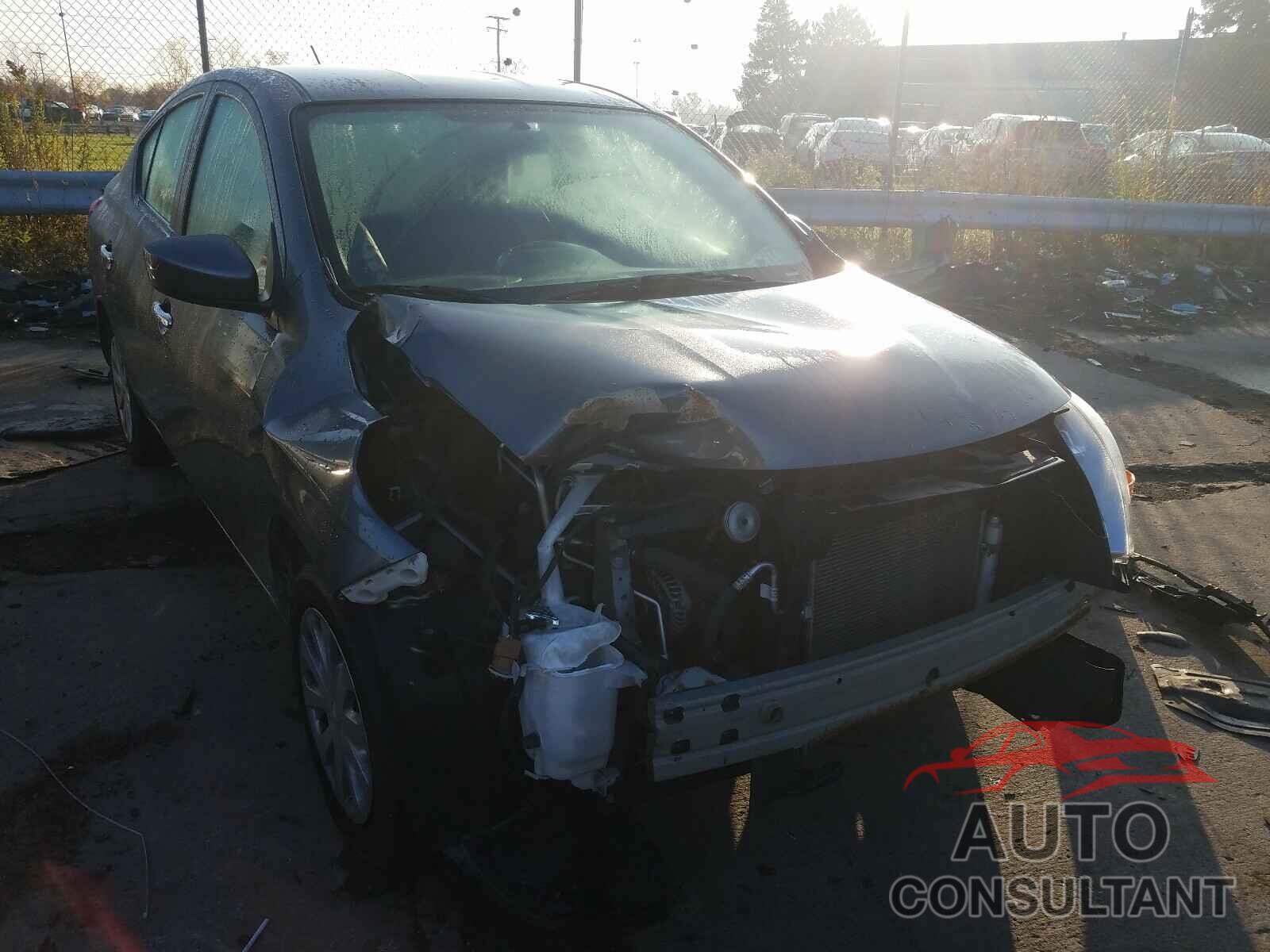 NISSAN VERSA 2017 - 3N1CN7AP1HL838512