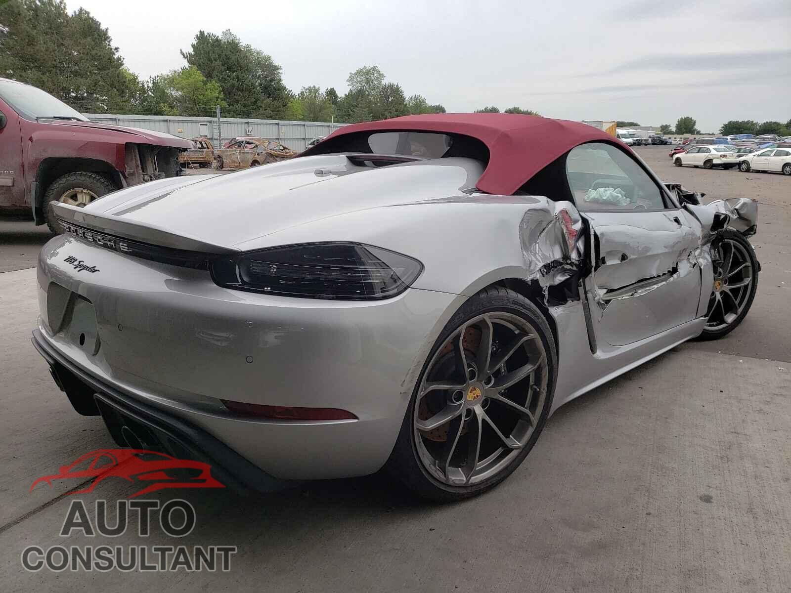 PORSCHE BOXSTER 2021 - WP0CC2A89MS240419