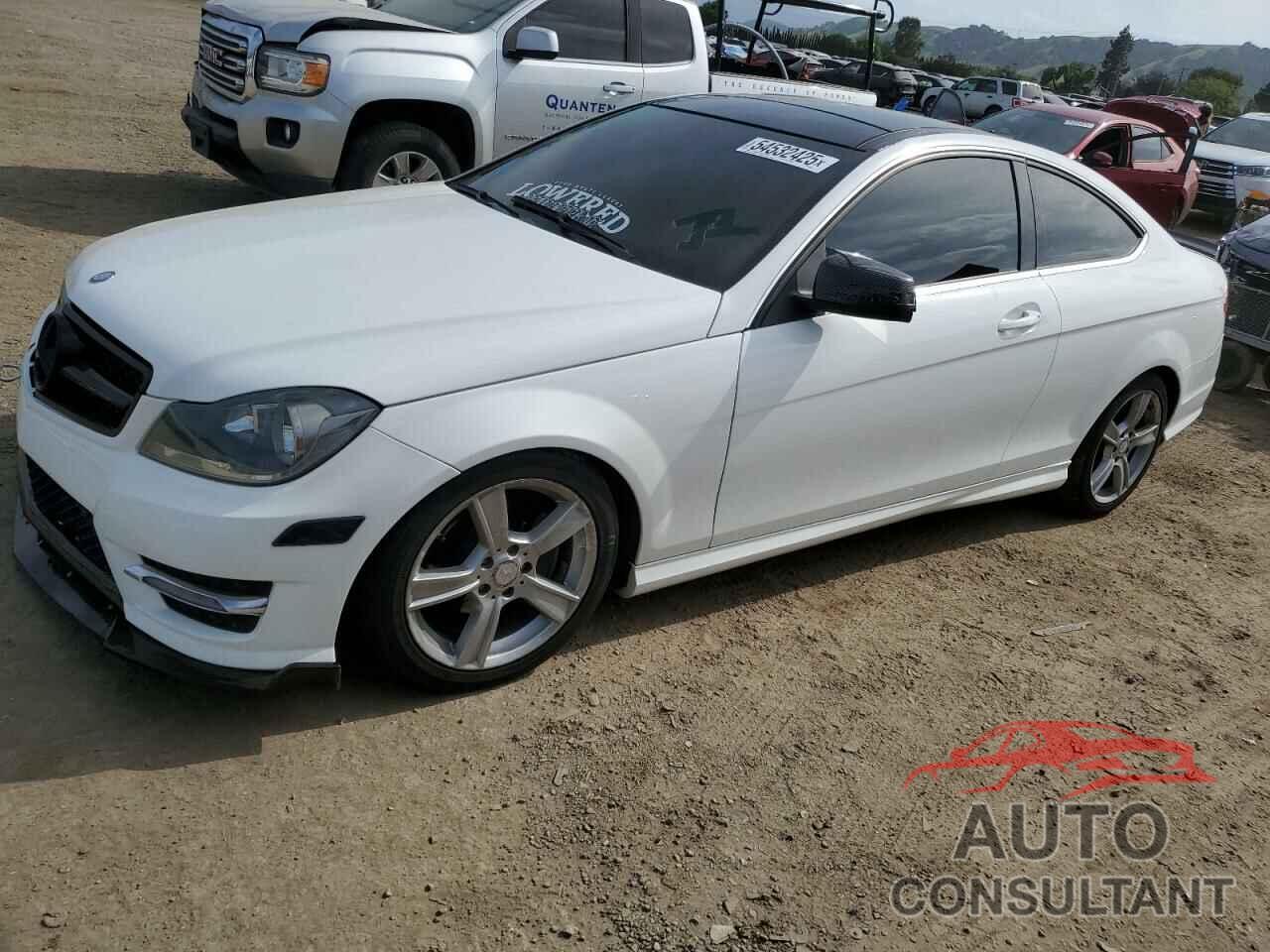 MERCEDES-BENZ C-CLASS 2013 - WDDGJ4HB5DF990967