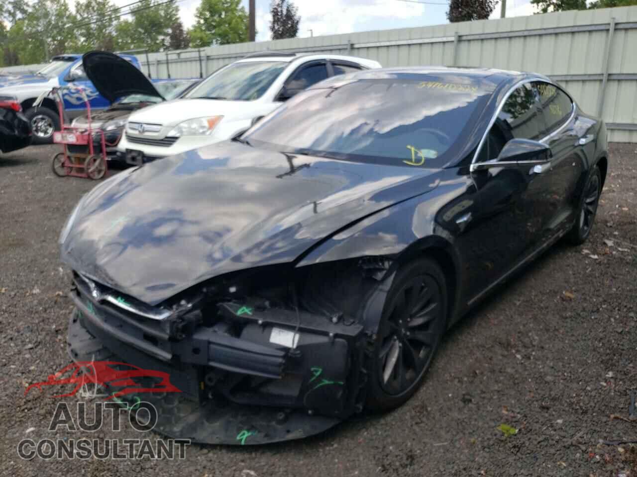 TESLA MODEL S 2018 - 5YJSA1E21JF243485