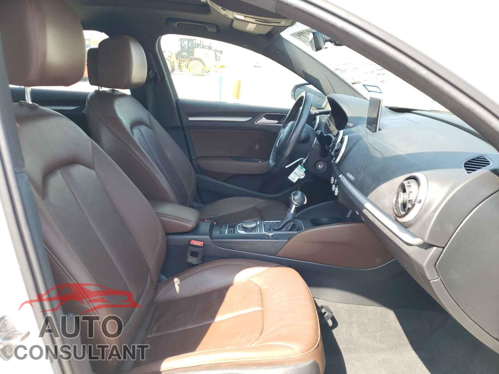 AUDI A3 2016 - WAUB8GFF8G1035537