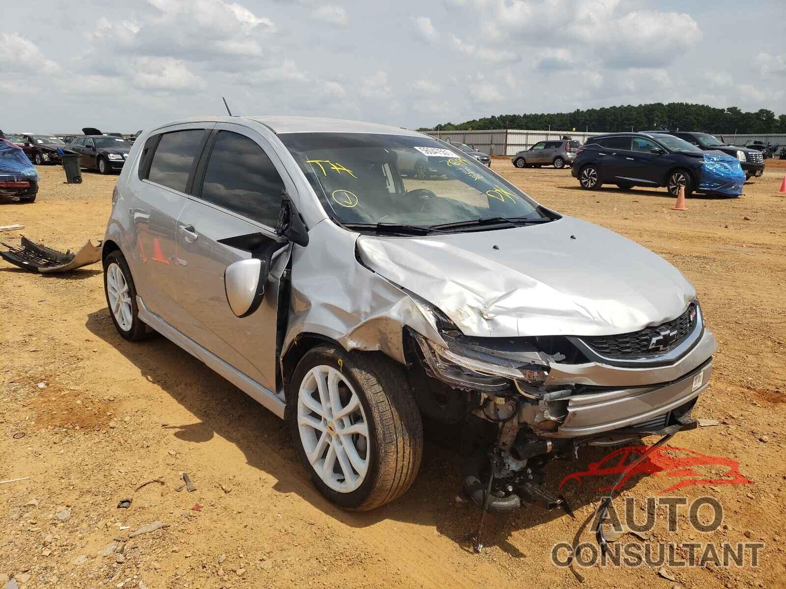 CHEVROLET SONIC 2020 - 1G1JD6SB6L4137699