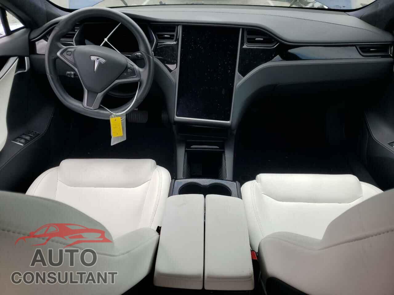 TESLA MODEL S 2020 - 5YJSA1E21LF392093