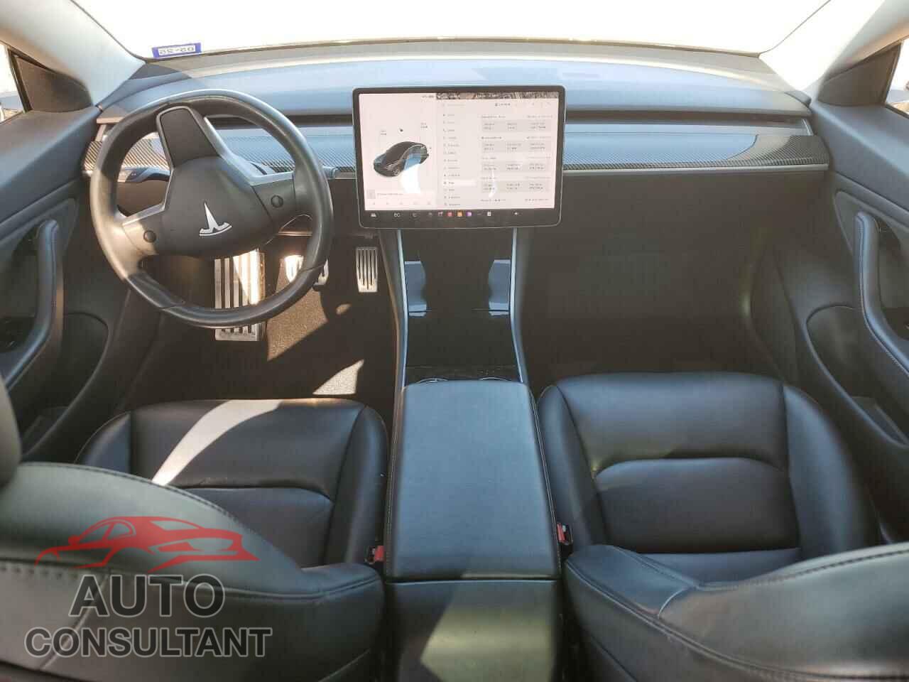 TESLA MODEL 3 2019 - 5YJ3E1EA7KF331054