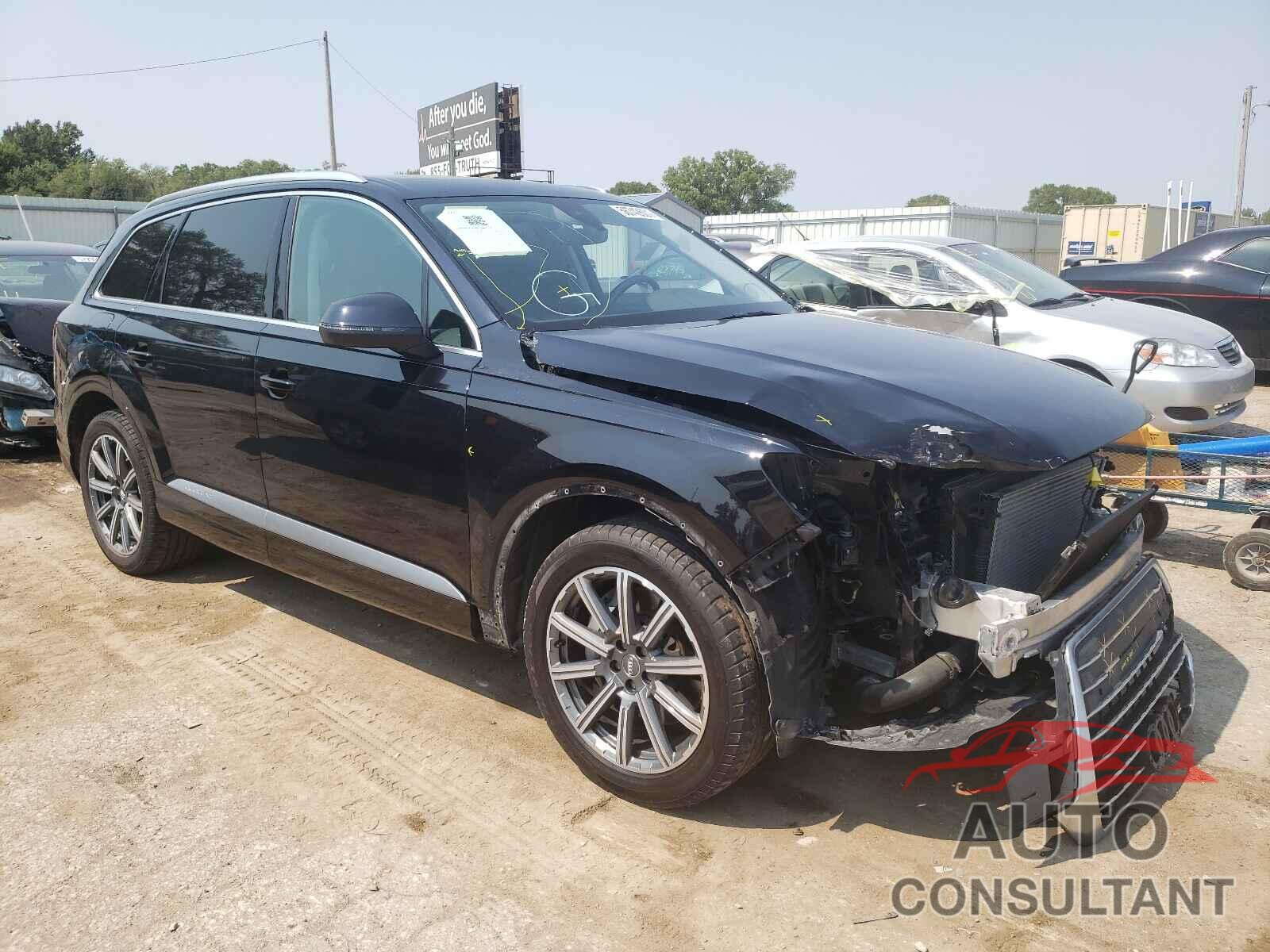 AUDI Q7 2018 - WA1LHAF79JD022485