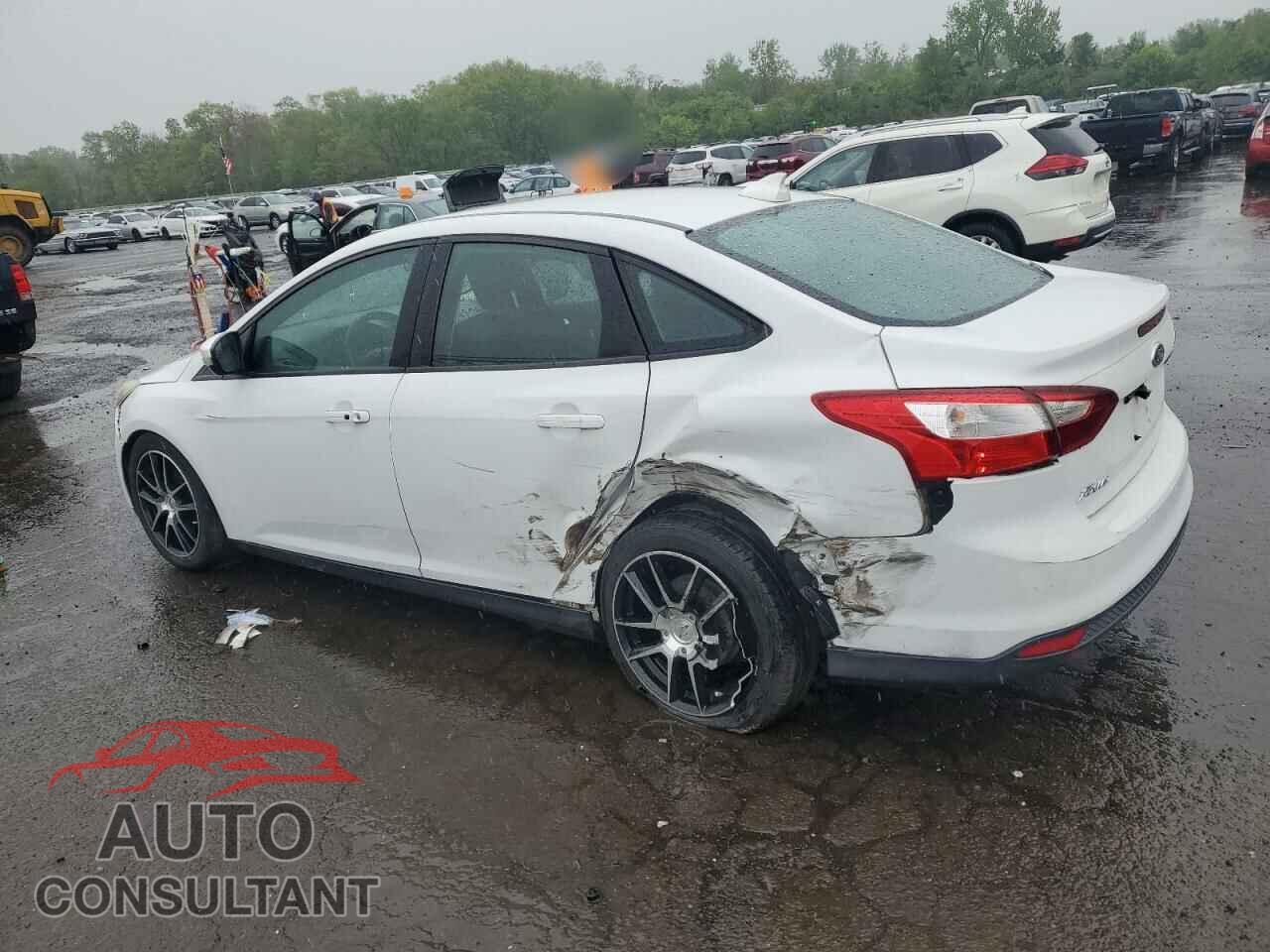 FORD FOCUS 2013 - 1FADP3E20DL124434