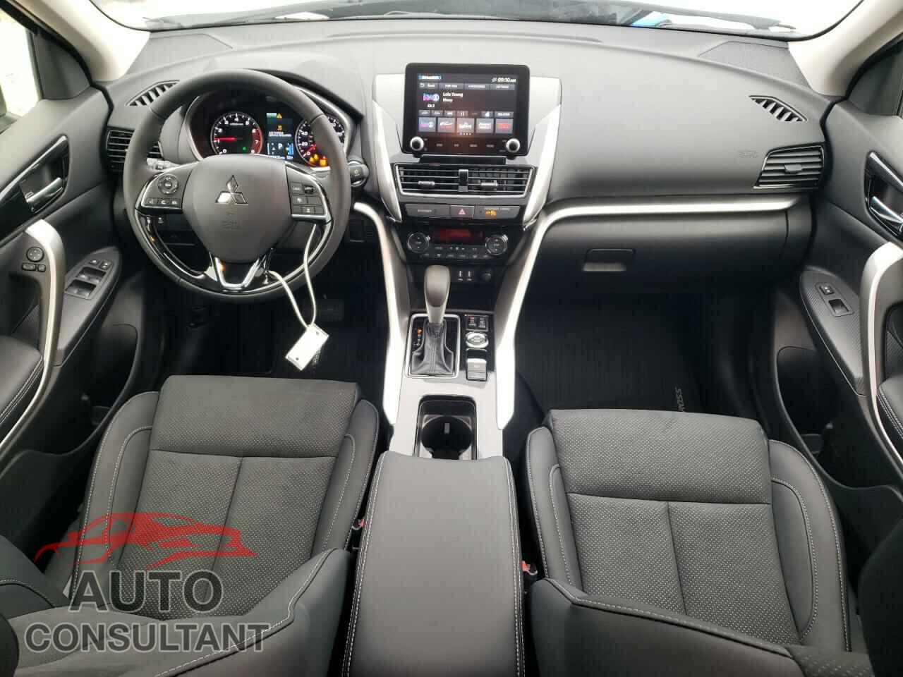 MITSUBISHI ECLIPSE 2025 - JA4ATWAA9SZ008032