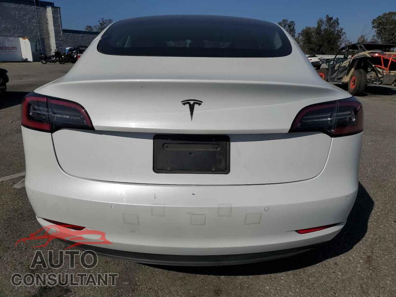 TESLA MODEL 3 2021 - 5YJ3E1EA6MF992545