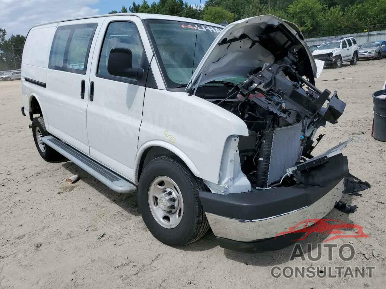 CHEVROLET EXPRESS 2021 - 1GCWGAFP1M1306222