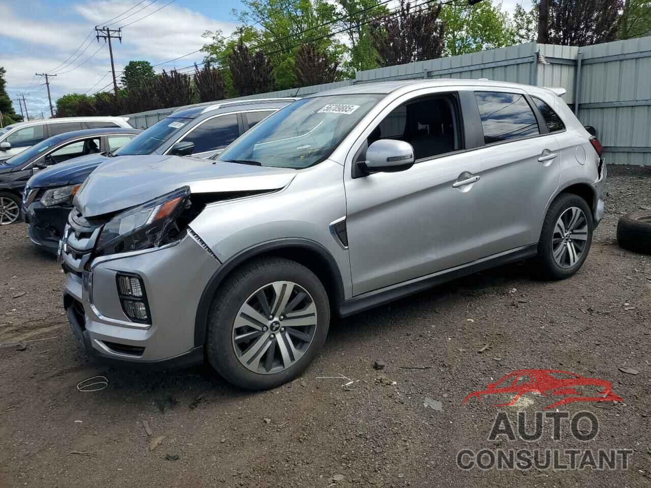 MITSUBISHI OUTLANDER 2023 - JA4ARUAU2PU011842