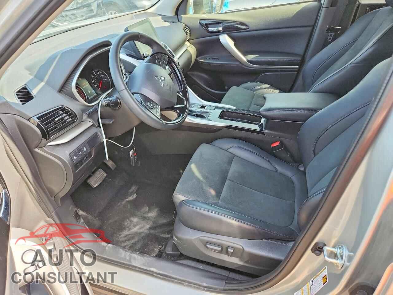MITSUBISHI ECLIPSE 2025 - JA4ATWAA1SZ044023