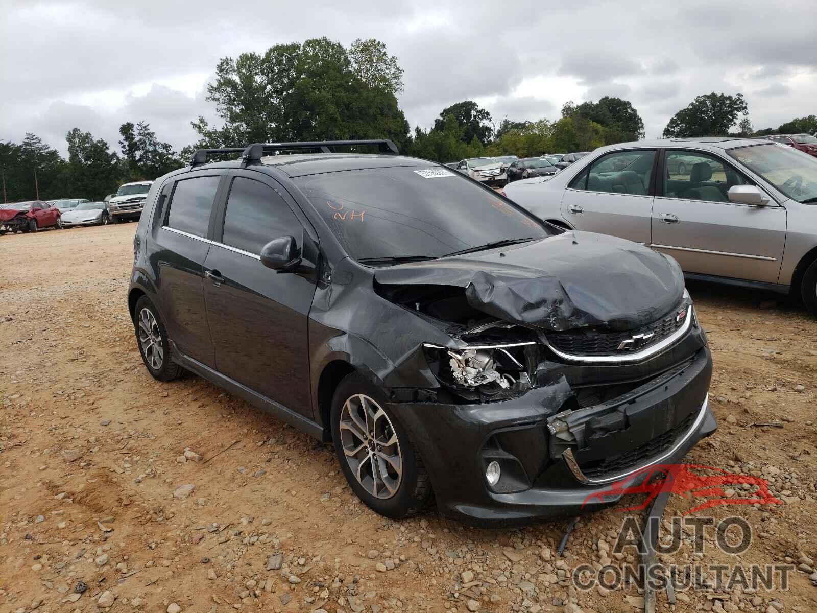 CHEVROLET SONIC 2018 - 1G1JD6SH9J4126147