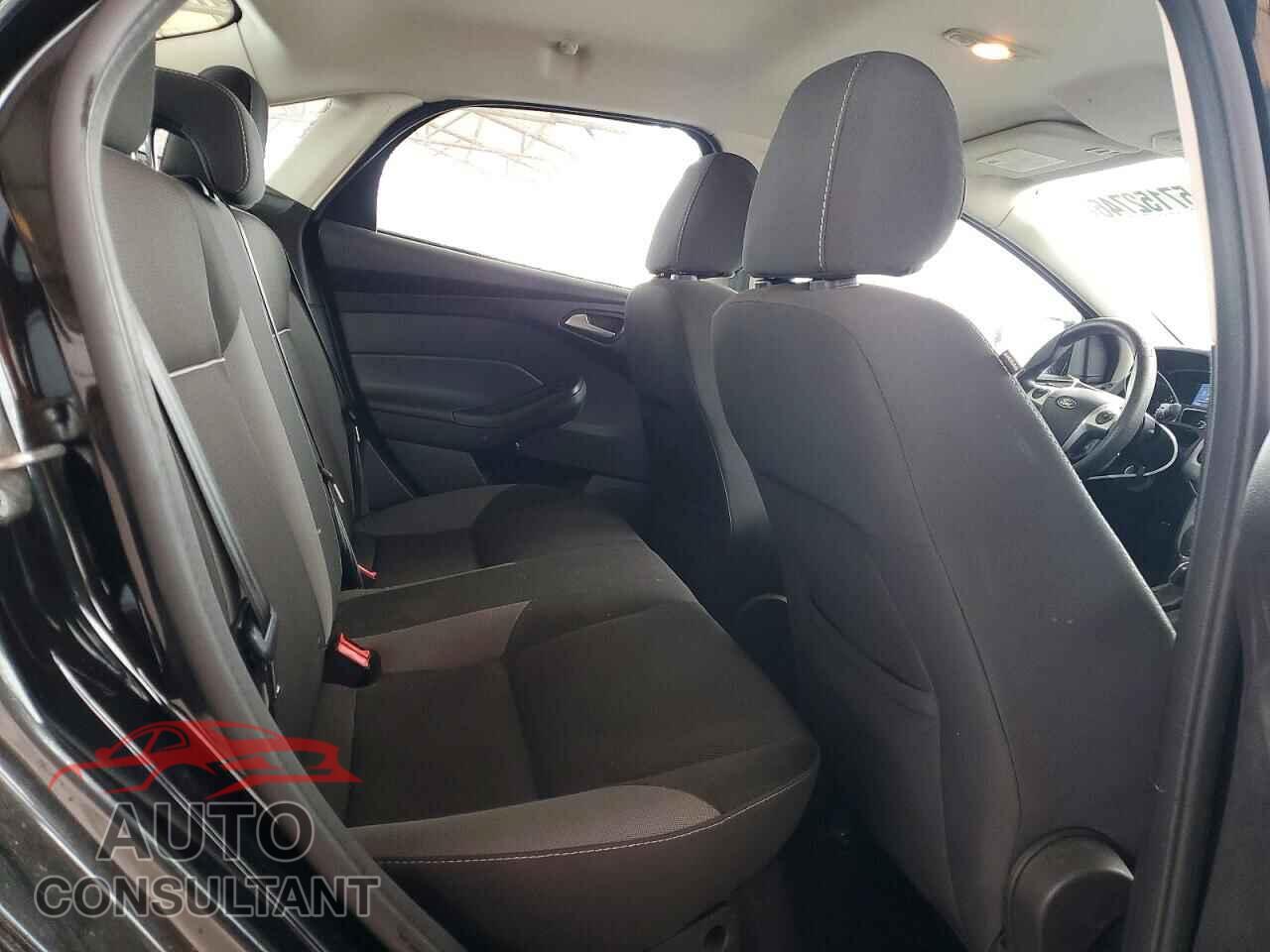 FORD FOCUS 2013 - 1FADP3F26DL323826