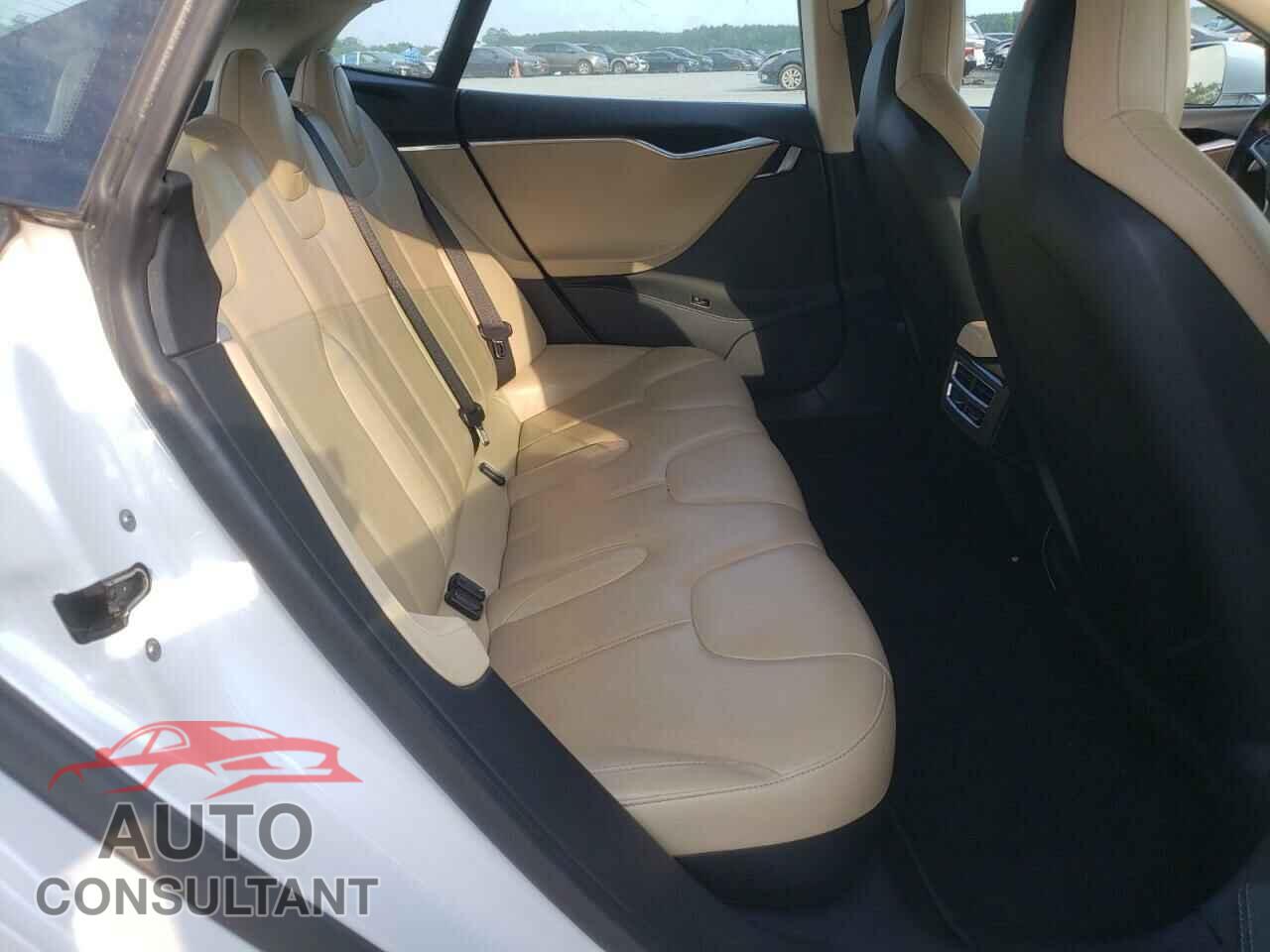 TESLA MODEL S 2014 - 5YJSA1H18EFP33284