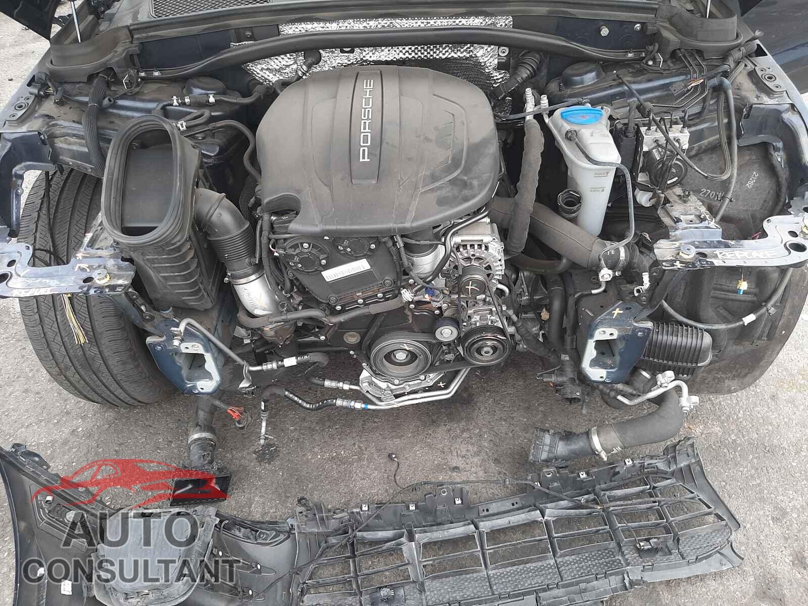 PORSCHE MACAN 2018 - WP1AA2A59JLB18294